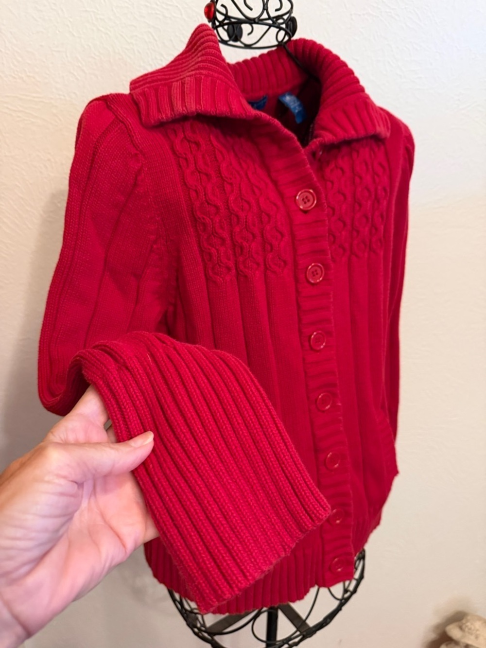 πππ3 for 12$πππKaren Scott Cable-Knit Button Front Sweater - Red Large - Picture 4 of 8